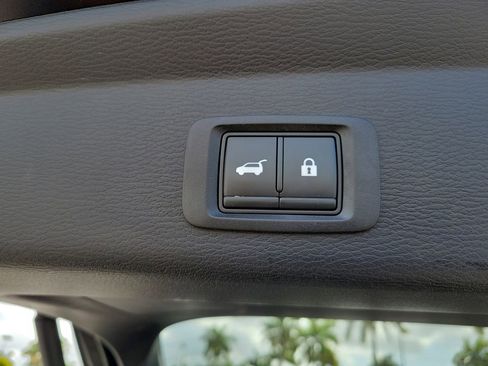 Used 2022 Mitsubishi Outlander SEL Black Edition FWD image 10