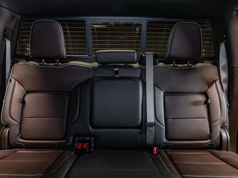 Used 2025 GMC Sierra 1500 Denali w/ Denali Reserve Package image 28