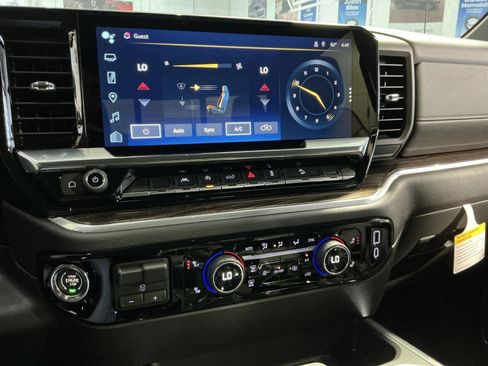 New 2026 Chevrolet Silverado 1500 LT Trail Boss w/ Convenience Package II AWD/4WD image 22