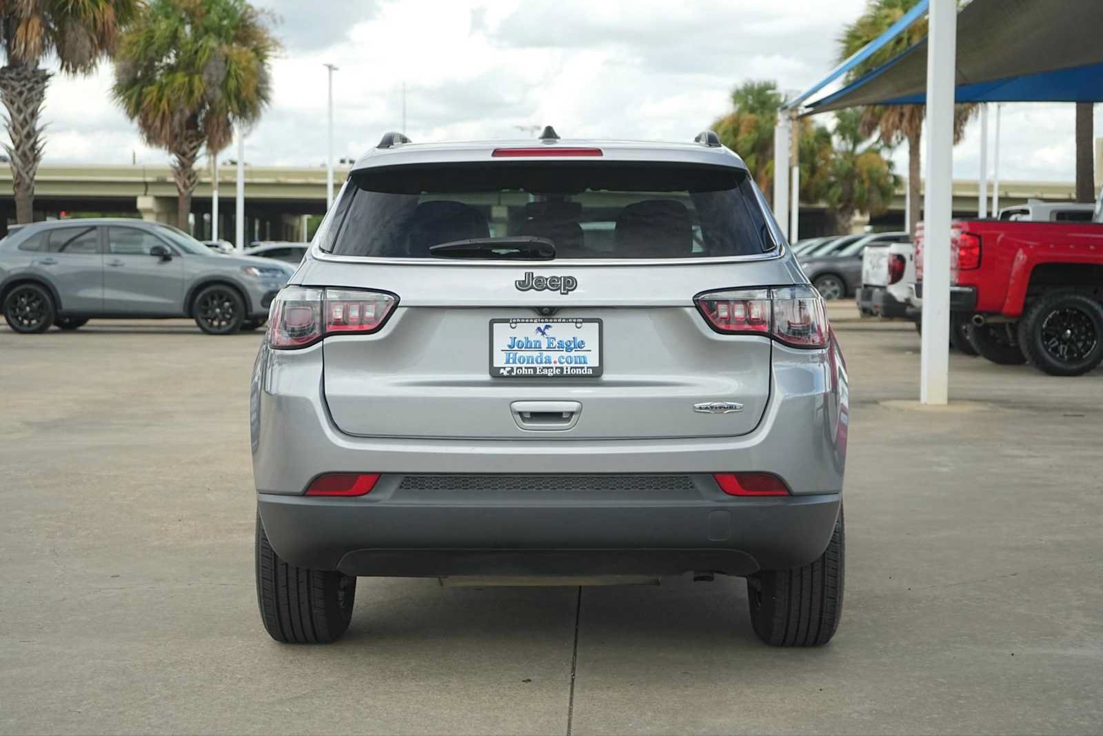Used 2021 Jeep Compass Latitude w/ Convenience Group FWD image 5