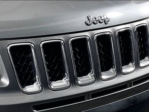 Used 2013 Jeep Compass Limited w/ Sun/Sound Group FWD image 32