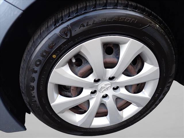 Used 2020 Toyota Corolla LE FWD image 5