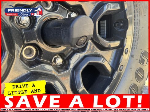 Used 2023 Ford Bronco Wildtrak image 7