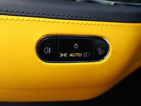 New 2025 Bentley Bentayga image 26