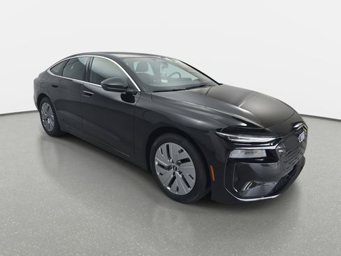 New 2025 Audi A6 e-tron Ultra image 3