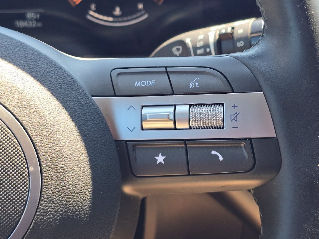Used 2026 Hyundai Kona SEL Sport FWD image 16