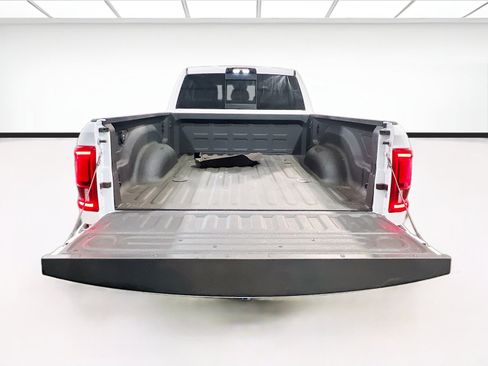 Used 2025 RAM 3500 Laramie AWD/4WD image 19