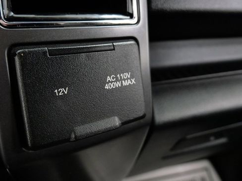 Used 2020 Ford F150 XLT w/ Equipment Group 302A Luxury AWD/4WD image 32