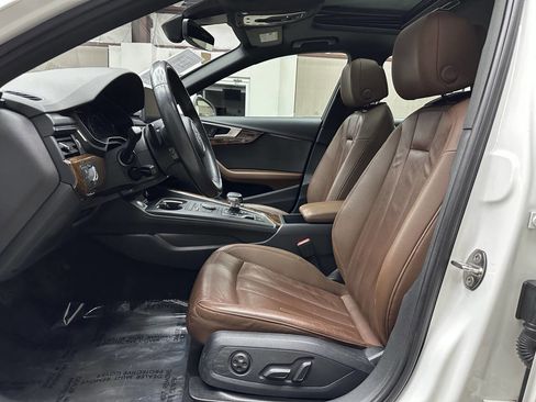 Used 2019 Audi A4 2.0T Premium w/ Convenience Package image 11