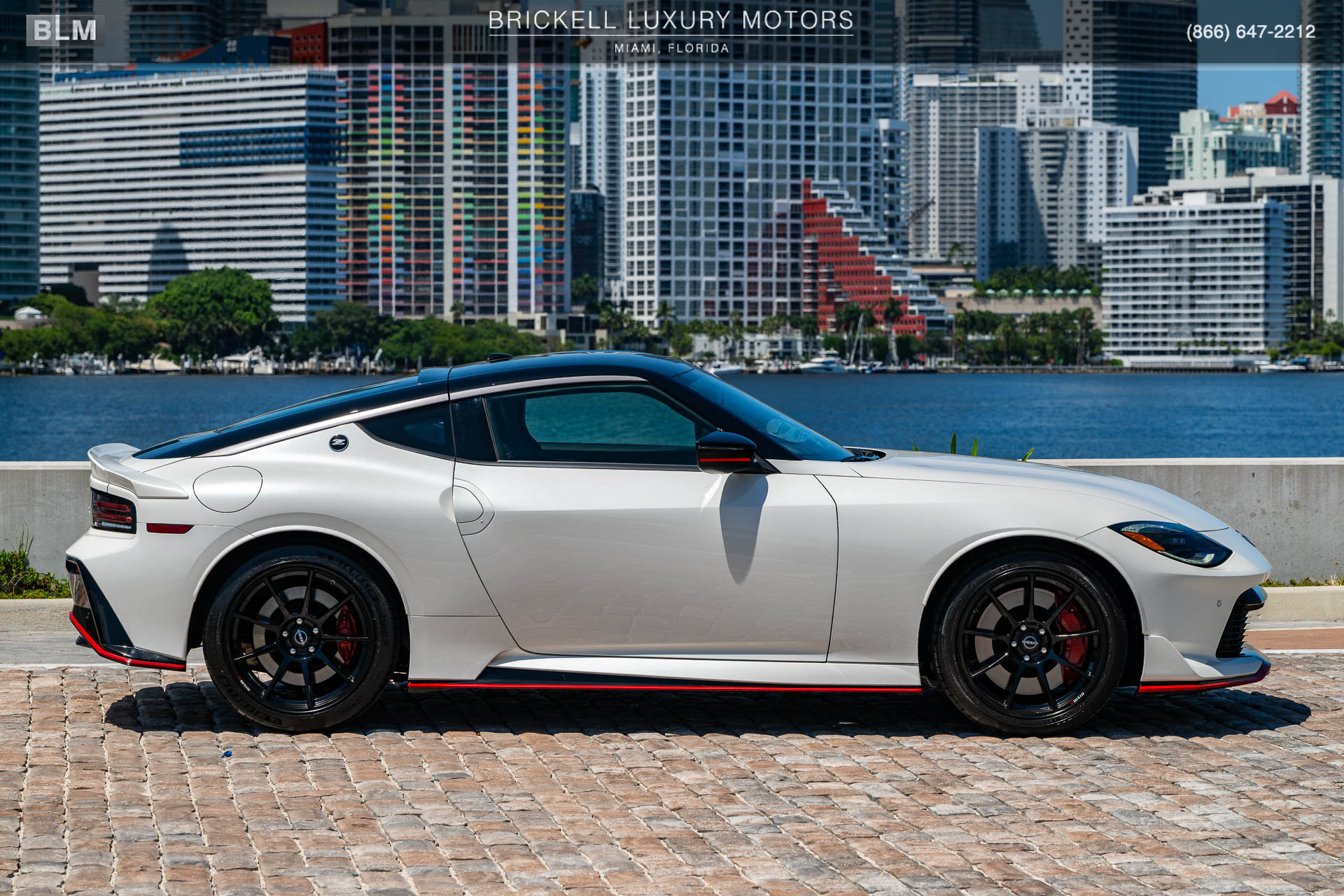 Used 2025 Nissan Z NISMO w/ Floor Mat Package RWD image 4