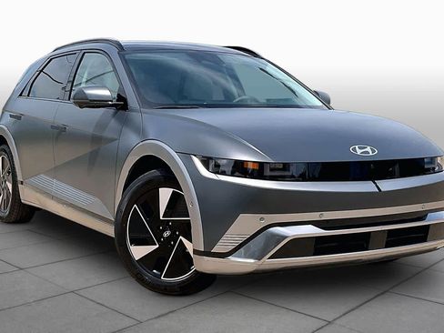 Certified 2026 Hyundai Ioniq 5 Limited RWD image 2