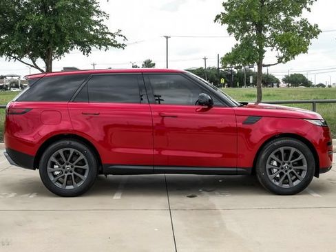 Used 2025 Land Rover Range Rover Sport AWD/4WD image 7
