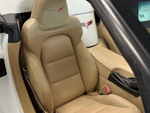 Used 2012 Chevrolet Corvette Grand Sport w/ 2LT Preferred Equipment Group RWD image 36