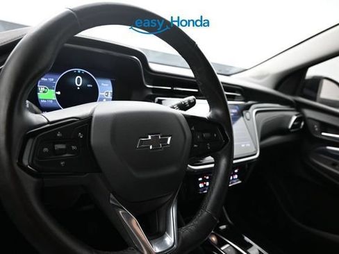 Used 2022 Chevrolet Bolt EUV LT w/ Convenience Package FWD image 10