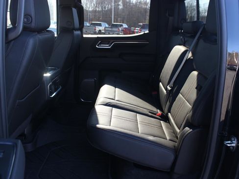 Used 2024 Chevrolet Silverado 1500 High Country w/ High Country Premium Package image 36