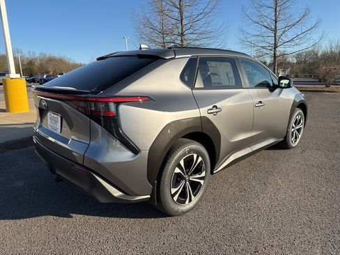Used 2025 Toyota bZ4X AWD w/ Weather Package image 3