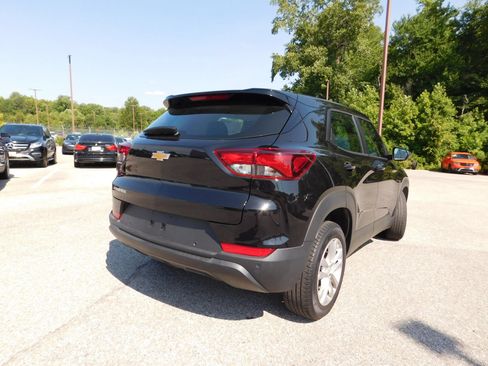 Used 2021 Chevrolet TrailBlazer LS FWD image 5