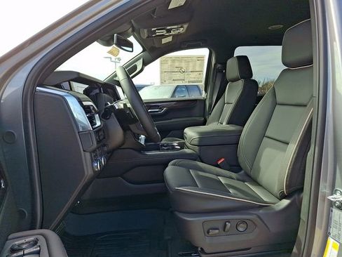 New 2026 GMC Yukon XL Elevation image 16