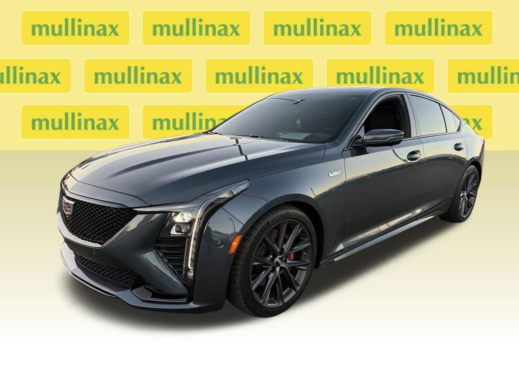Used 2026 Cadillac CT5 V w/ Technology Package RWD image 4