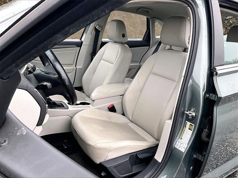 Used 2019 Volkswagen Jetta SEL image 22