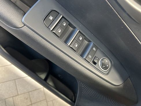 Certified 2020 Kia Forte LXS image 21