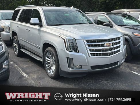 Used 2018 Cadillac Escalade Luxury w/ LPO, Radiant Package AWD/4WD image 1