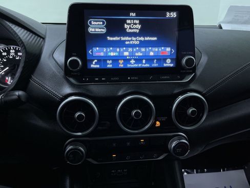 Used 2025 Nissan Sentra SV image 20