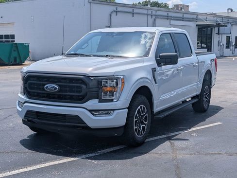 Used 2021 Ford F150 XLT w/ Equipment Group 302A High AWD/4WD image 3