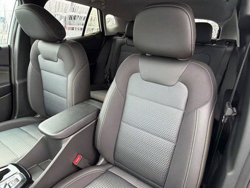 New 2026 Chevrolet Trax LT w/ Driver Confidence Package FWD image 4