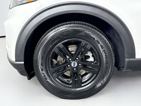 Used 2020 Ford Explorer XLT w/ Equipment Group 202A image 56