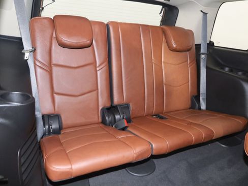 Used 2019 Cadillac Escalade Premium Luxury AWD/4WD image 14