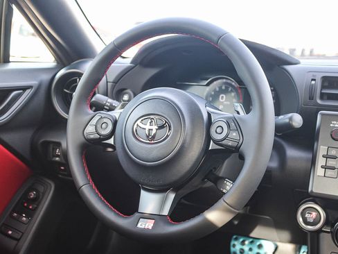 Used 2024 Toyota GR86 TRUENO Edition image 16