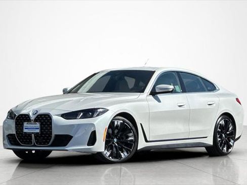 Used 2025 BMW 430i w/ Premium Package image 1