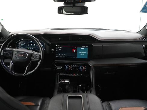 Used 2022 GMC Sierra 1500 AT4 w/ AT4 Preferred Package image 13