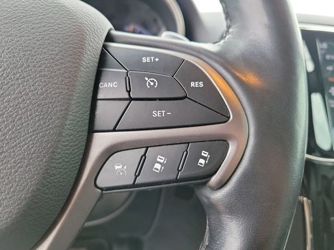 Used 2020 Jeep Grand Cherokee Limited X AWD/4WD image 25