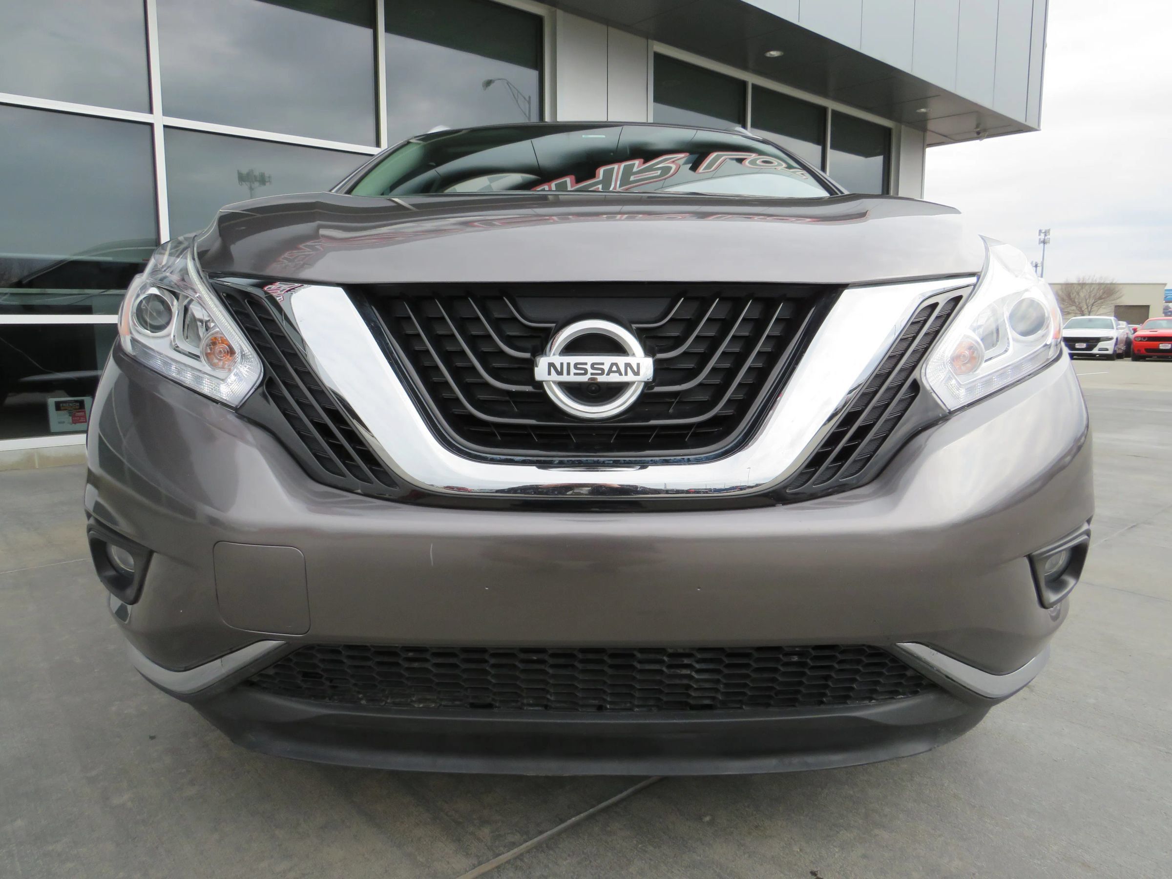 Used 2017 Nissan Murano SL FWD image 2