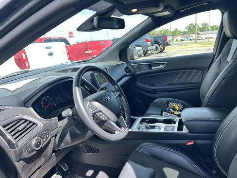 Used 2023 Ford Edge ST w/ Equipment Group 401A AWD/4WD image 10