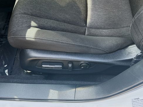 Certified 2024 Honda Accord EX image 17