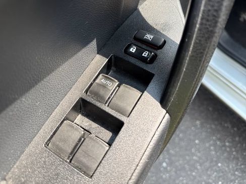 Used 2018 Toyota Corolla XSE FWD image 24