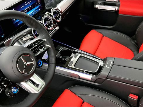 New 2026 Mercedes-Benz GLB 35 AMG 4MATIC image 8