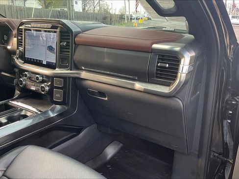 Used 2023 Ford F150 Lariat w/ Equipment Group 502A High image 17