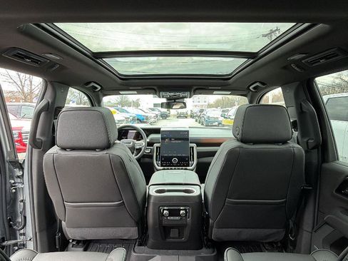 New 2026 GMC Yukon XL Denali image 40
