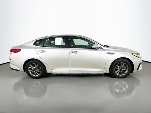 Used 2020 Kia Optima LX FWD image 4