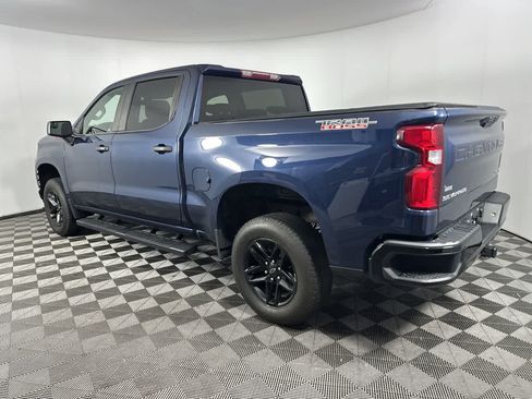 Used 2020 Chevrolet Silverado 1500 Custom Trail Boss w/ Custom Convenience Package AWD/4WD image 6