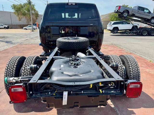 New 2027 RAM 3500 Big Horn w/ Laramie Trim Package AWD/4WD image 6