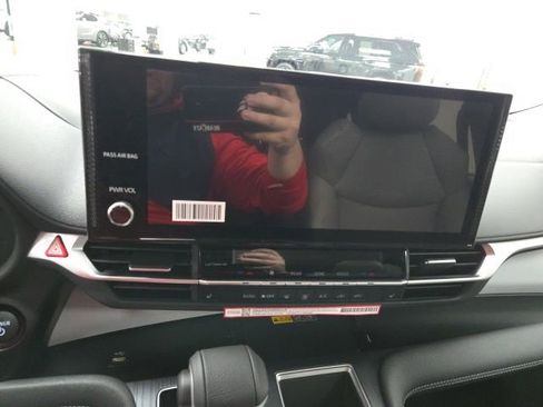 New 2026 Toyota Sienna XLE image 28