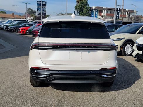 New 2026 Lincoln Nautilus Premier w/ Equipment Group 102A image 5