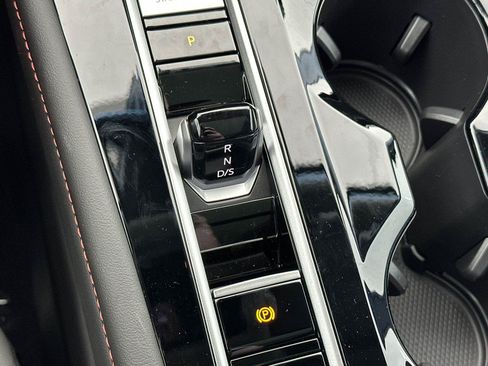 New 2026 Volkswagen Atlas Peak Edition AWD/4WD image 21