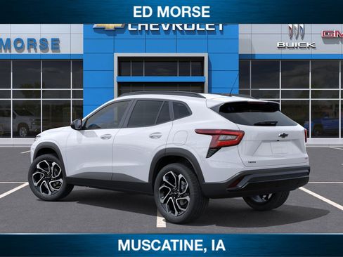 New 2026 Chevrolet Trax RS image 3