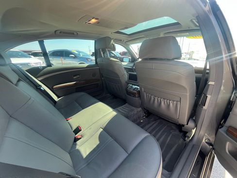 Used 2006 BMW 750Li image 22